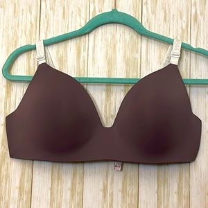 Victoria’s Secret T-Shirt Bra. Brown Color. Size 38D.